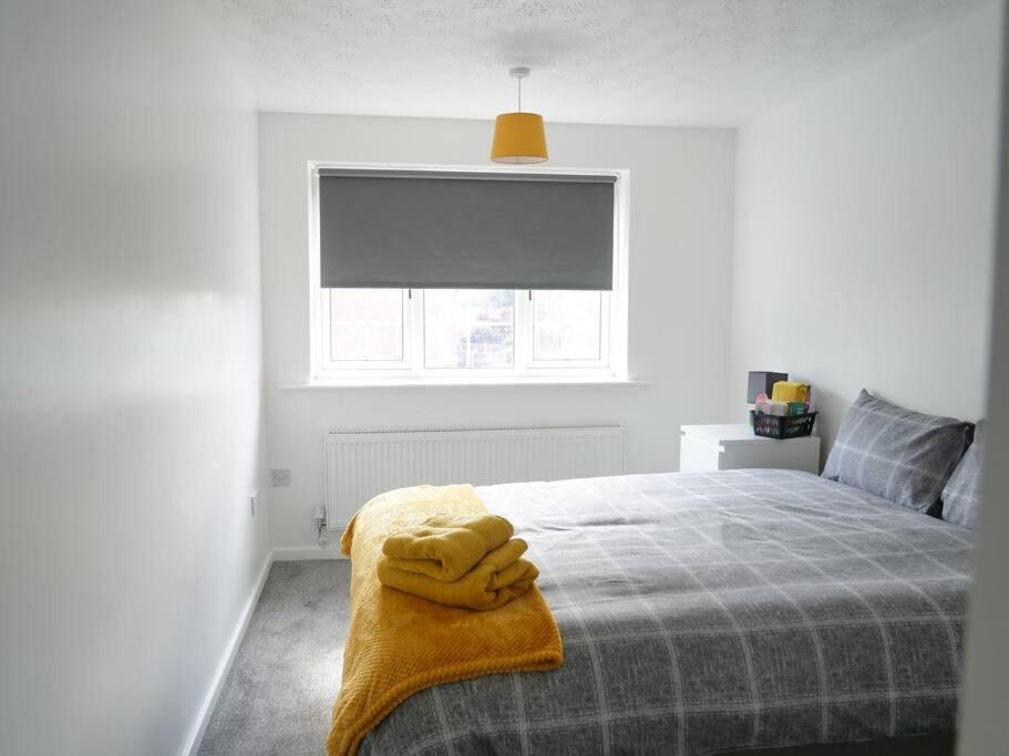 Cosy Four Bed Property With En-Suite Near To Nec Birmingham Airport And The City Exteriér fotografie