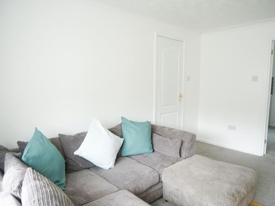 Cosy Four Bed Property With En-Suite Near To Nec Birmingham Airport And The City Exteriér fotografie